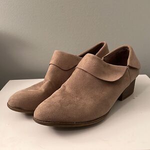 American Eagle Suede Booties 